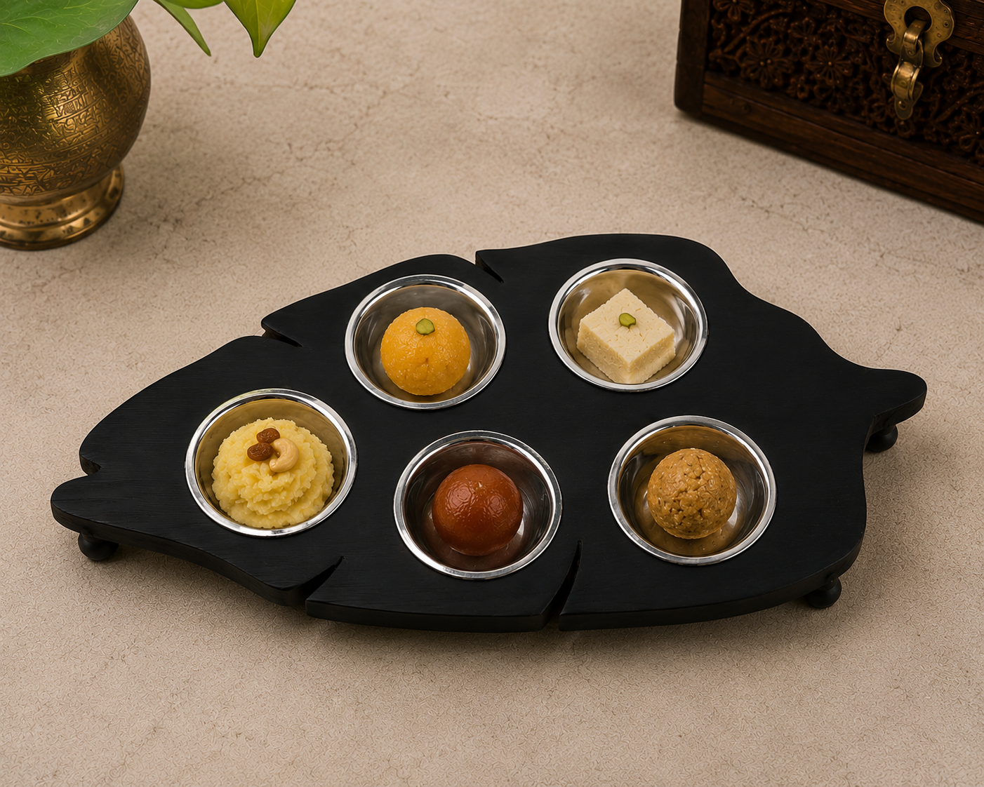 Banana Leaf Prasad Holder - Design 1